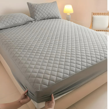 Queen Size Mattress Protector (1PC) - Deep Pocket, Hypoallergenic, Soft Fabric